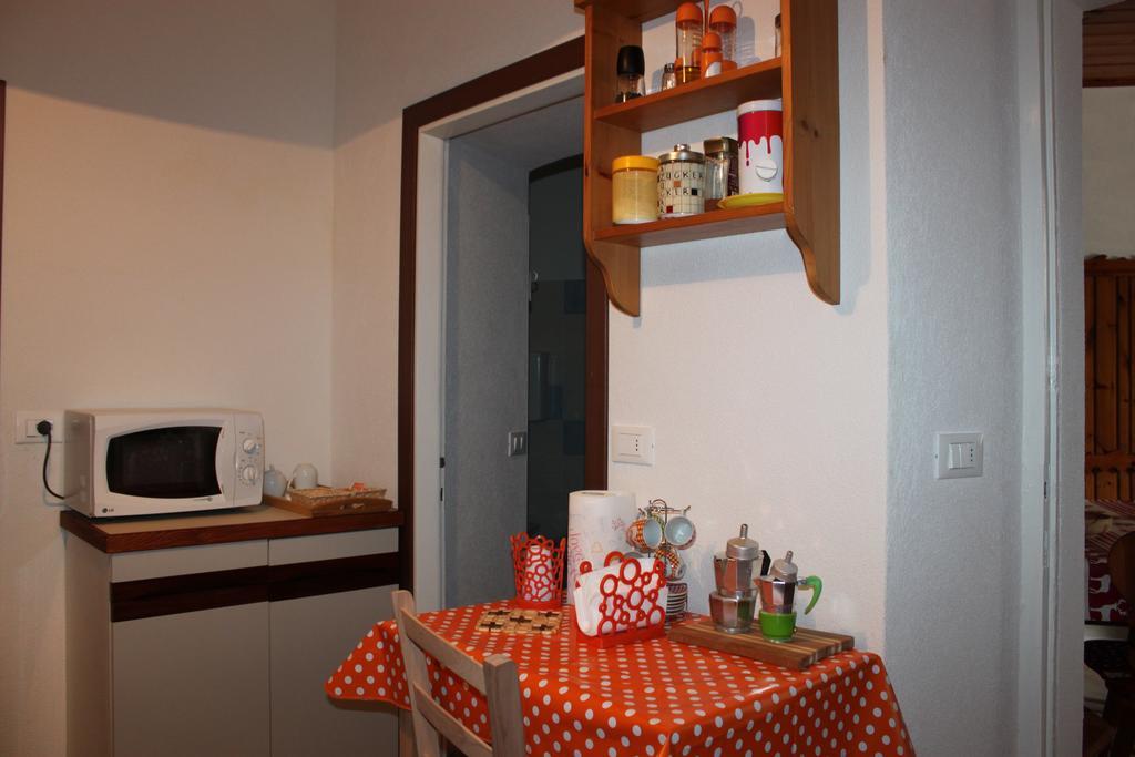 Ferienwohnung Al Bait De Gio Bormio Exterior foto