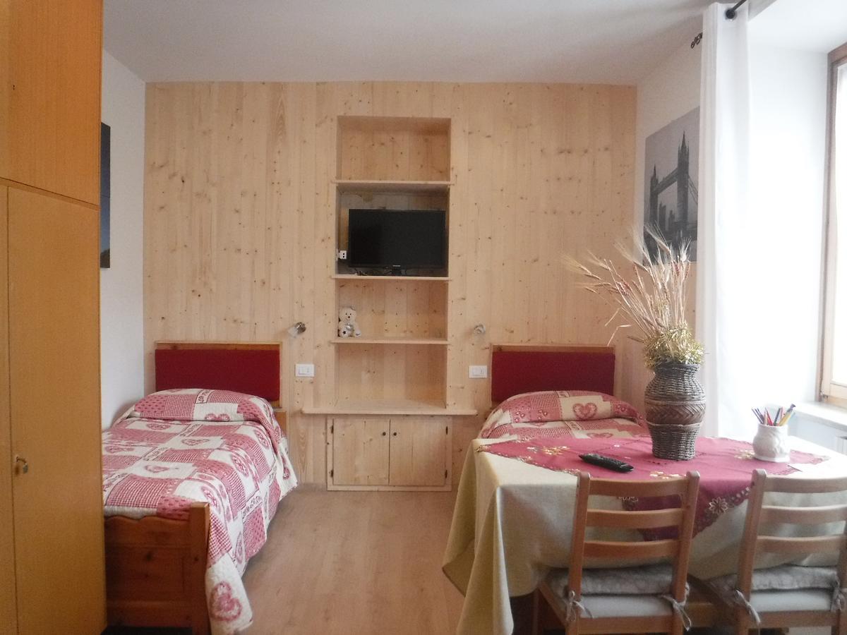 Ferienwohnung Al Bait De Gio Bormio Exterior foto
